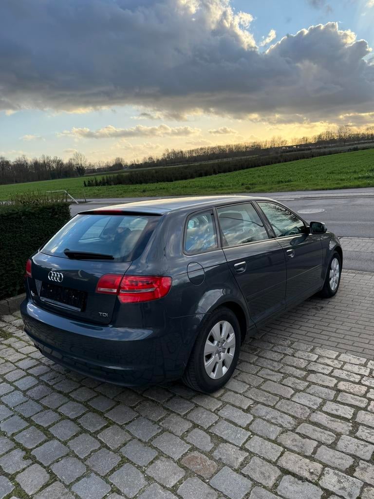 Mooie Audi A3 1.6 TDI 184000 km, Autos, Euro 5, Achat, Entreprise, Diesel