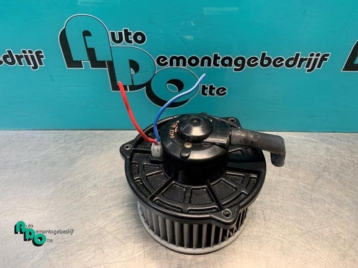 Moteur de ventilation chauffage d'un Mazda Demio (Demio 97-), -, 3 mois de garantie, Mazda, Utilisé