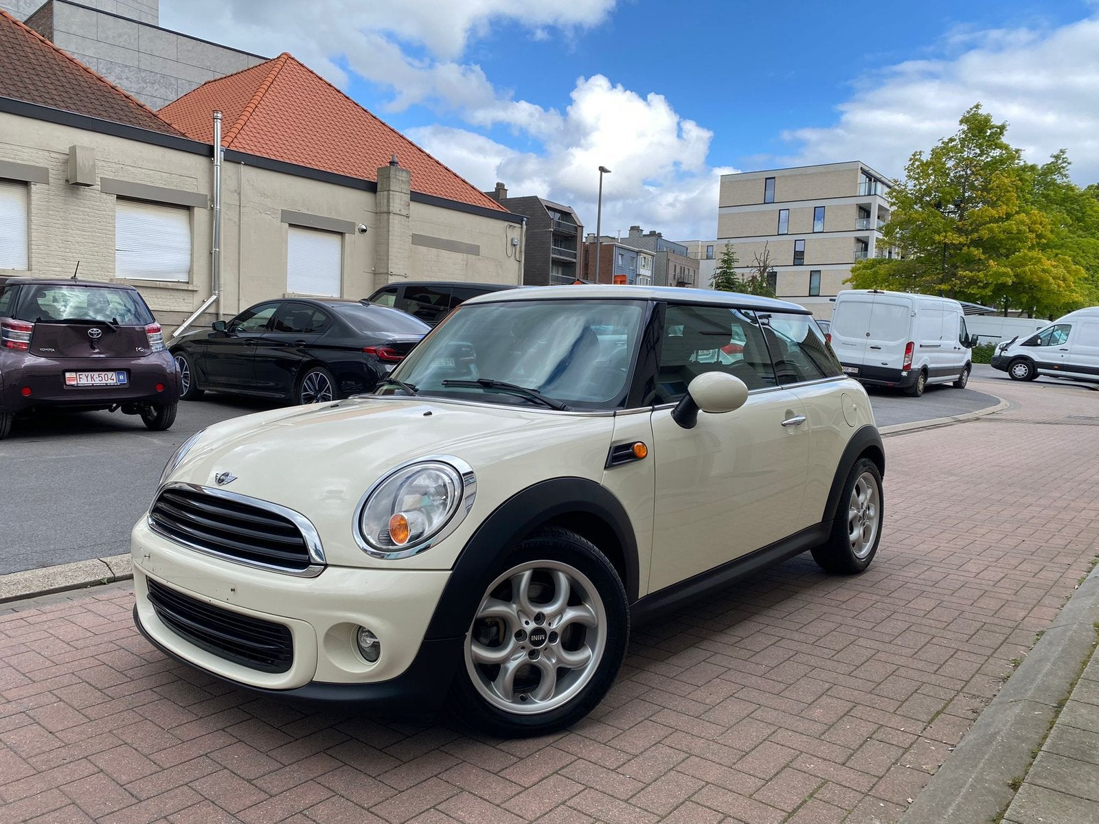 Mini Cooper One 1.6i Benzin/2013/118000.km/Airco, Voorwielaandrijving, Stof, Zwart, 4 cilinders