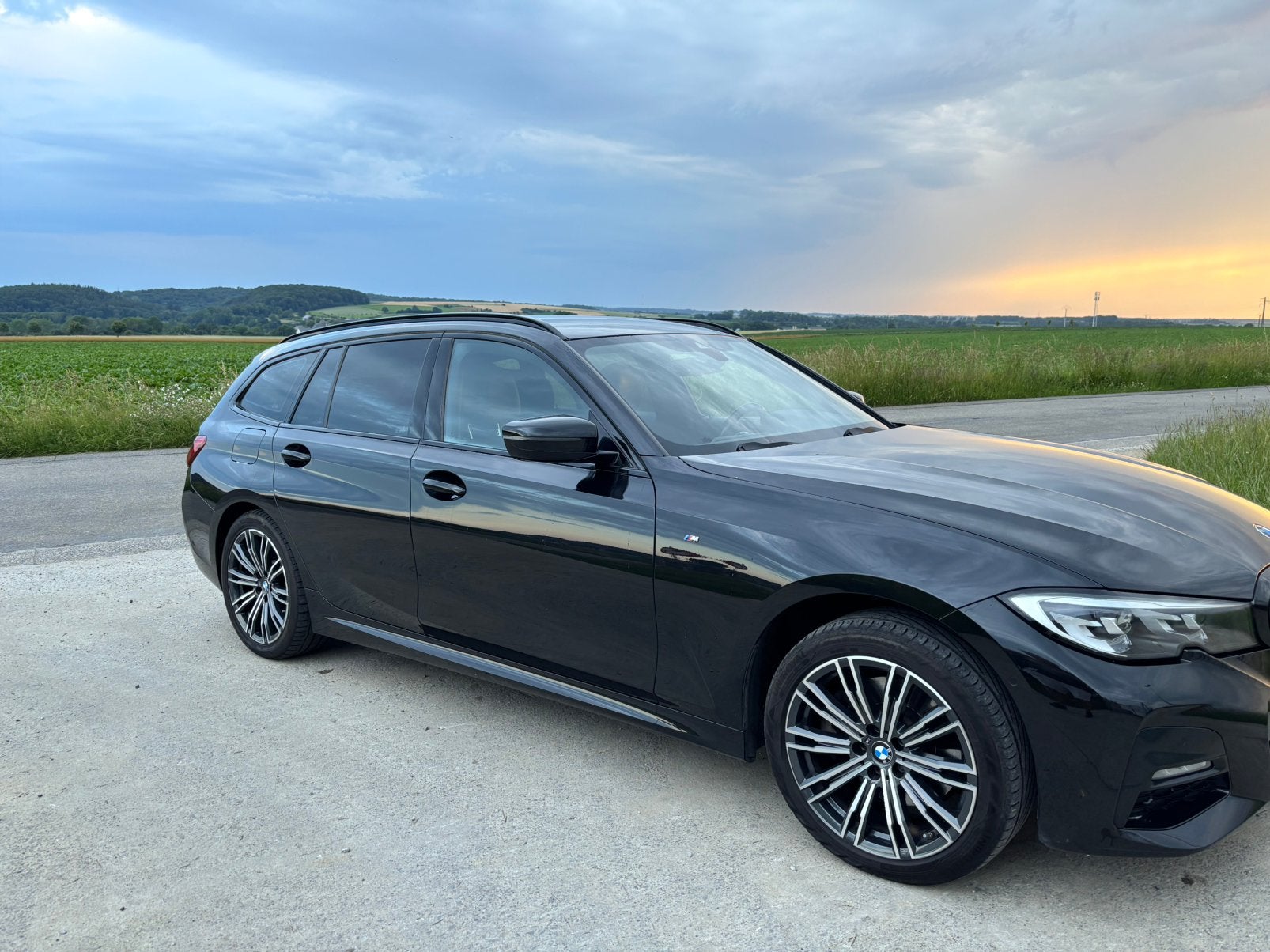 BMW 320e break état impeccable, Autos, Cuir et Alcantara, Euro 6, Éclairage LED, 0 kg