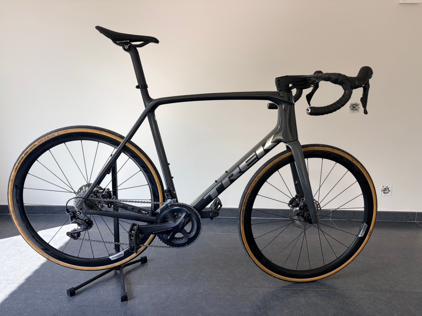 Trek emonda 2023, Fietsen en Brommers, Ophalen, Zo goed als nieuw, Carbon
