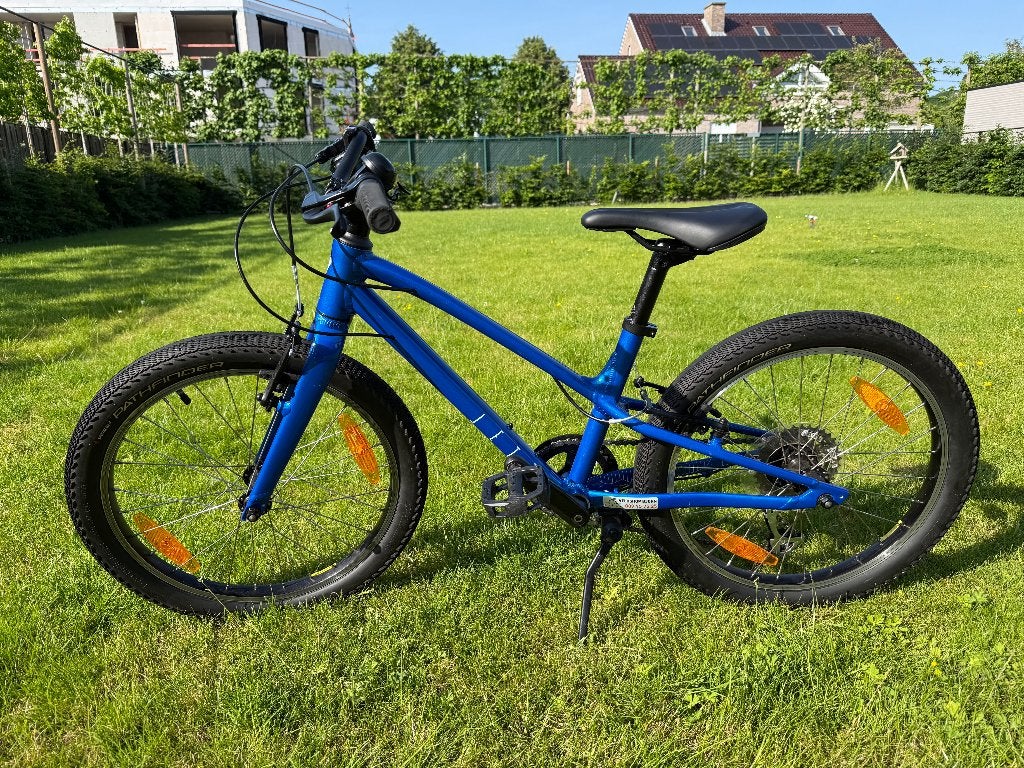 Kinderfiets Specialized Jett 20, 16 tot 20 inch, Velgrem, Zo goed als nieuw, Ophalen
