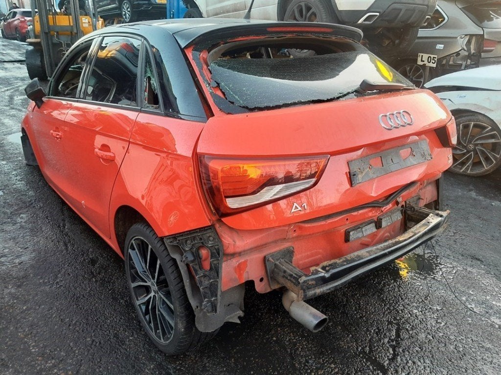 SPIEGEL RECHTS Audi A1 Sportback (8XA / 8XF) (|8X1857410S|), Info@audi.de, Audi, Audi AG, Gebruikt
