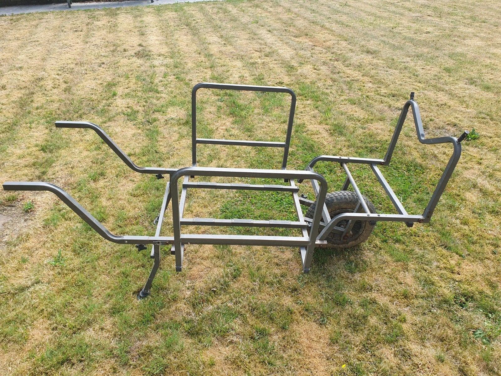 Hengel transportkar, Ophalen