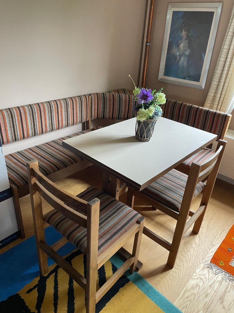 banken met tafel, Ophalen, Gebruikt, Bruin, Vier