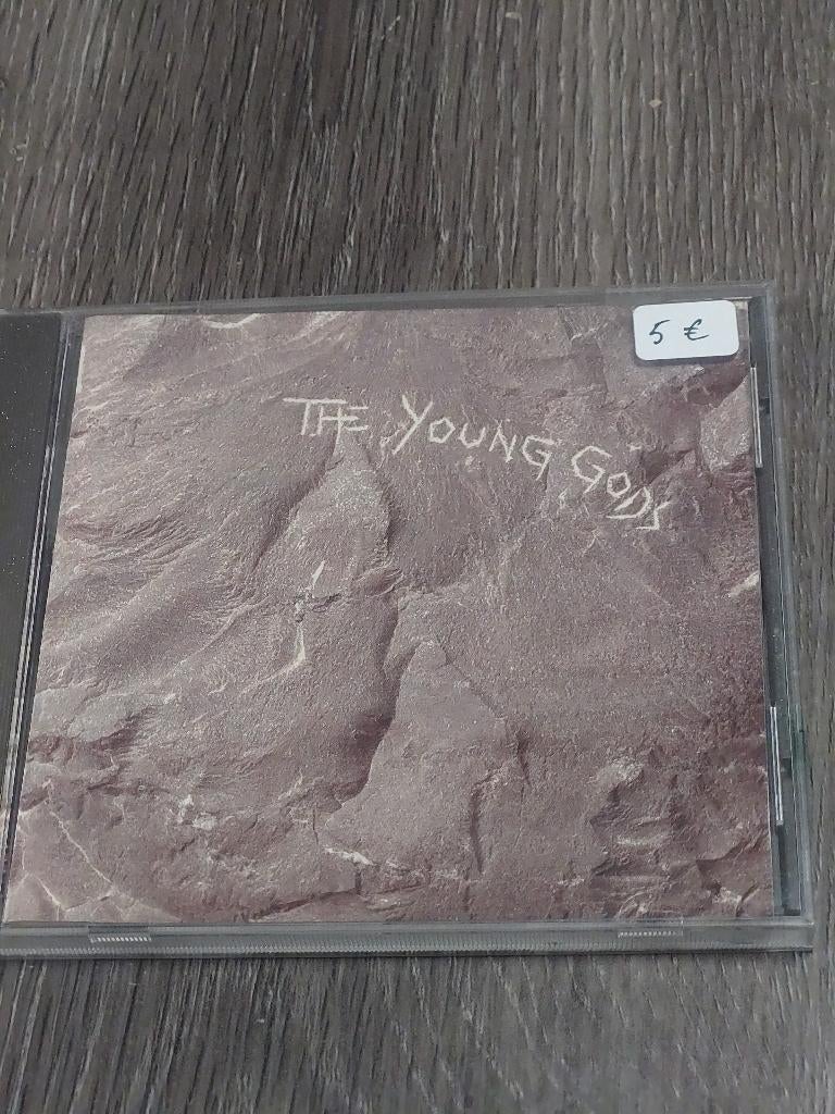 THE YOUNG GODS CD INDUSTRIAL, CD & DVD, CD | Rock, Enlèvement ou Envoi, Comme neuf, Autres genres
