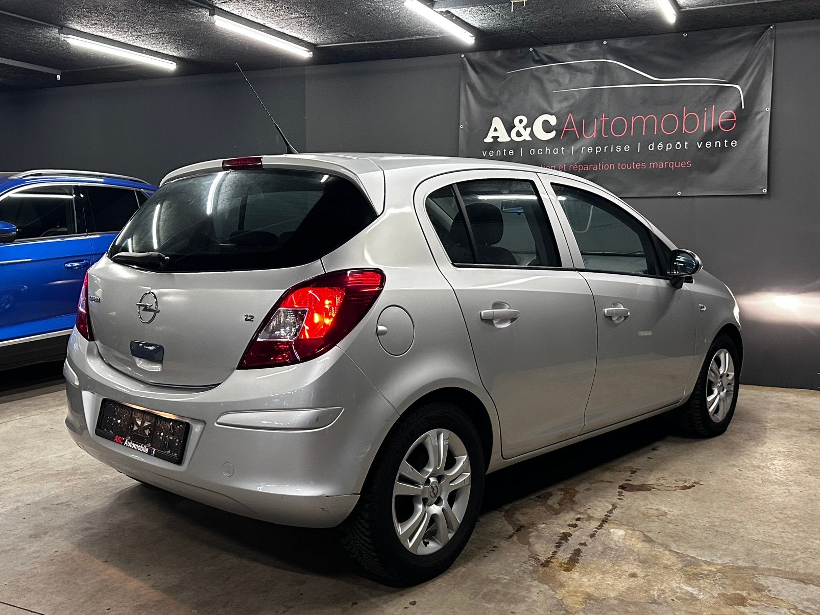 Opel Corsa 1.2 Benzine, 4 zetels, Bedrijf, 5 deurs, 59 kW