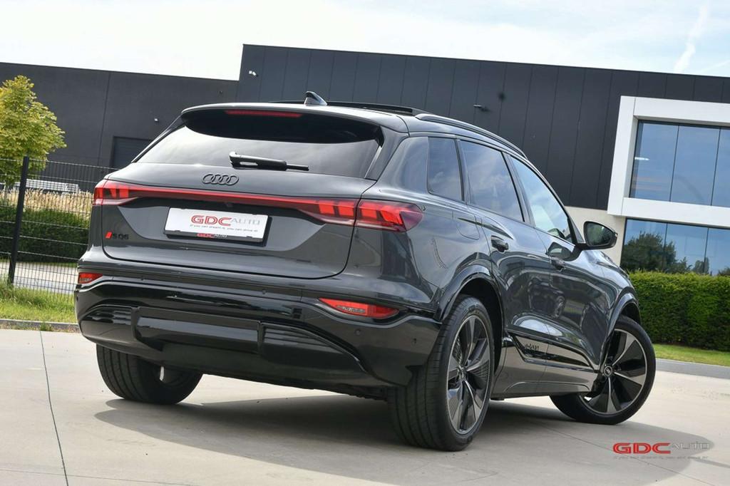 Audi SQ6 e-tron SQ6 e-Tron Quattro Edition one grey I Pano I, Auto's, Audi, Gebruikt, Zwart, Alcantara, SUV of Terreinwagen
