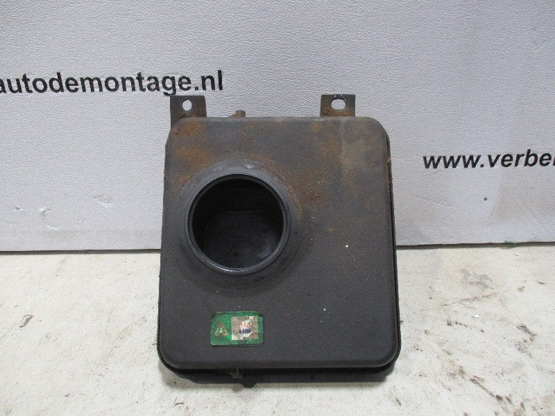 HYDRAULIEK RESERVOIR Xantia Break (X1 / 2) (9611002380), Gebruikt, Citroën, Kontakt-citroen@citroen.com, Citroën Deutschland GmbH