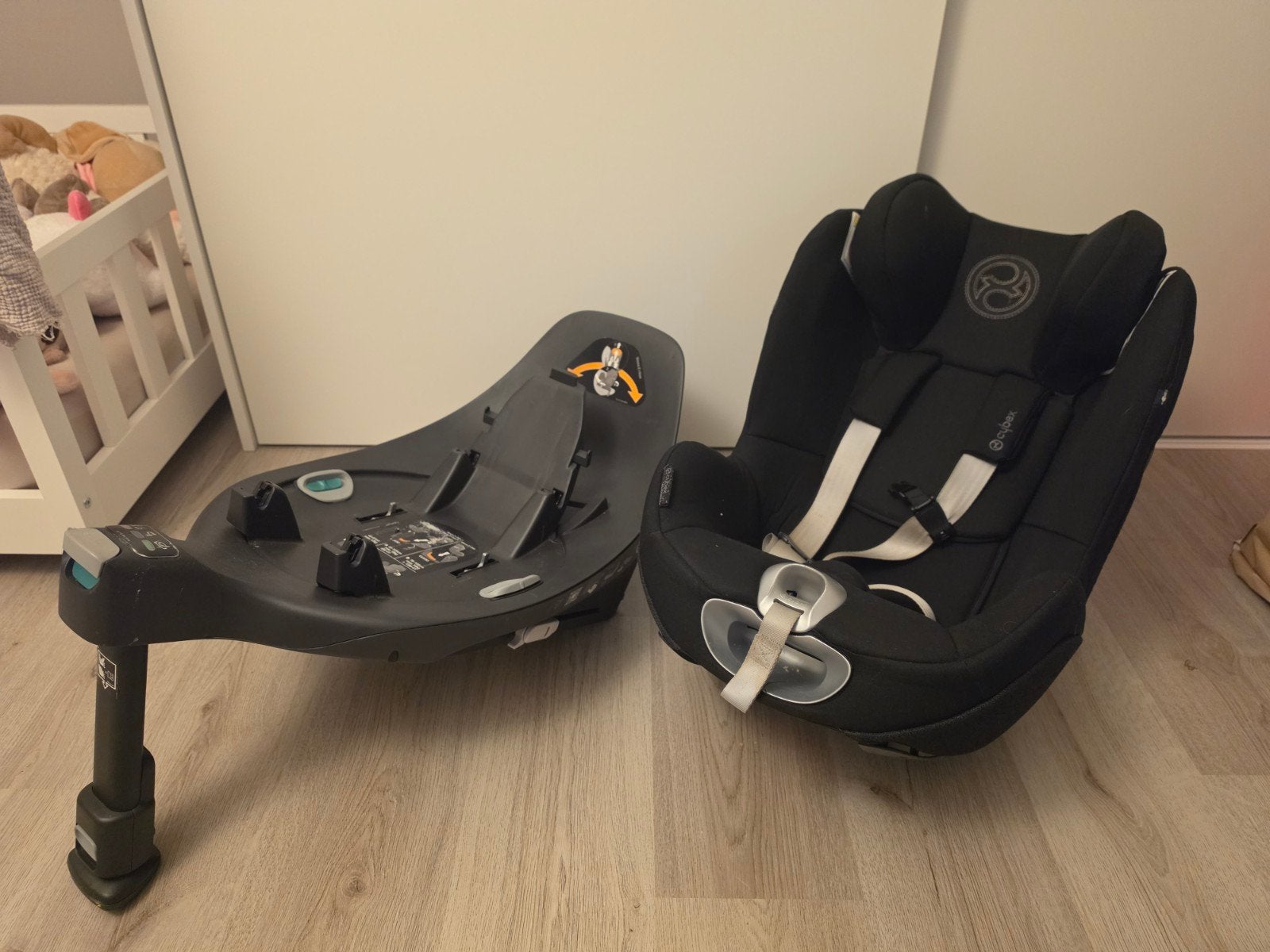 cybex base en autostoel, Enfants & Bébés, Autres marques, 0 à 18 kg, Enlèvement, Utilisé
