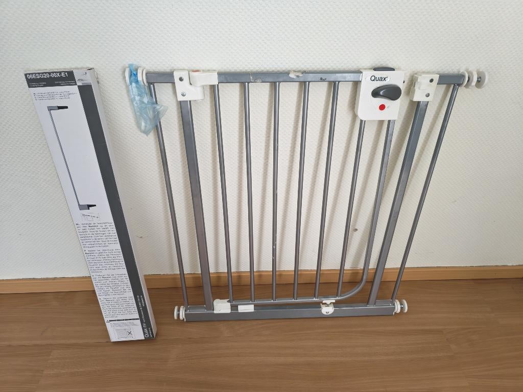 Quax deur / traphekje met extra verlengstuk, Ophalen, Zo goed als nieuw, Metaal of IJzer, Klemhekje