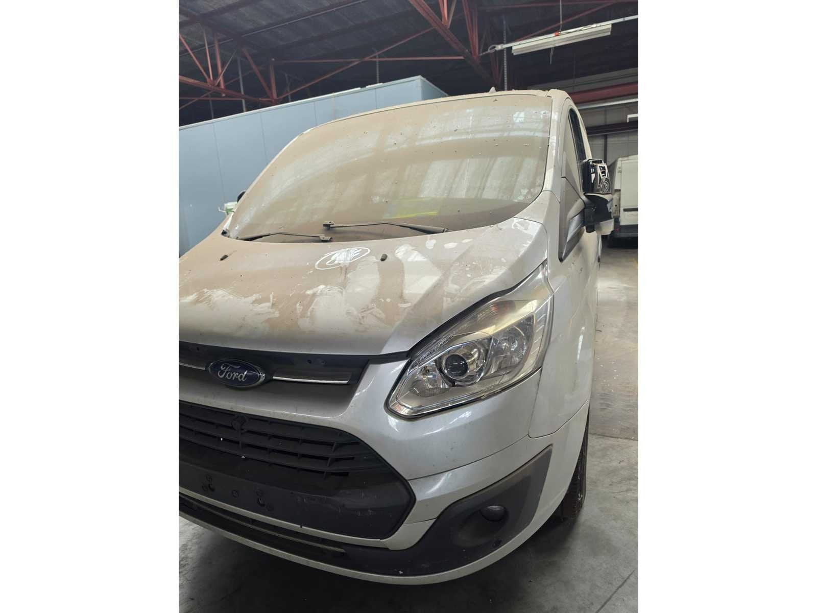 Camion léger Ford Transit personnalisé 2017, Autos, Achat, Entreprise, Autre carrosserie, Diesel