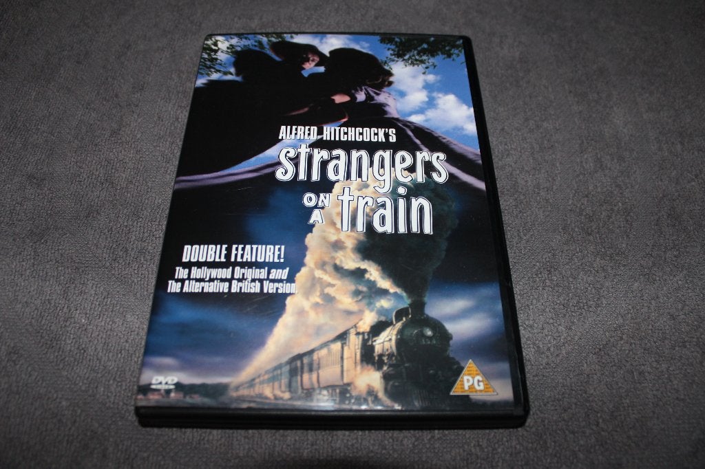 DVD Strangers on a Train (import regio 2), CD & DVD, Enlèvement ou Envoi, Anglais, Utilisé, 1940 à 1960
