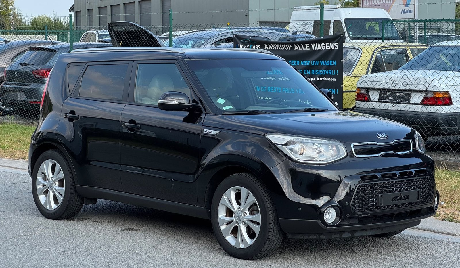 Kia soul met wenig kms + keuring en 12 maanden Garantie, Auto's, Kia, Euro 5, 4 cilinders, 1600 cc, Bedrijf