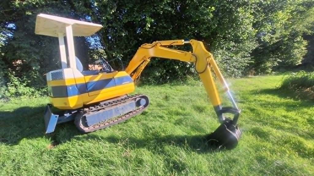 Mini pelle KOMATSU PC 10-06, Articles professionnels, Machines & Construction | Grues & Excavatrices, Enlèvement, Excavatrice