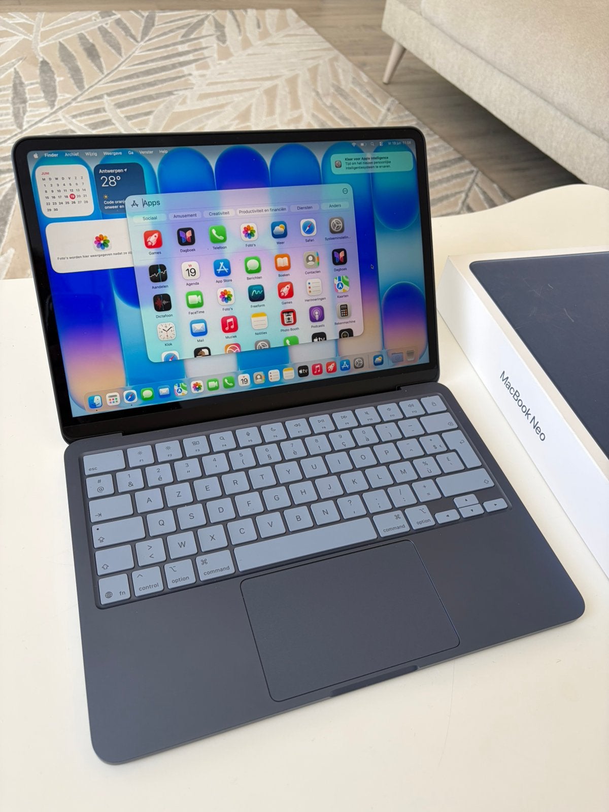 MacBook Neo 13 inch 8 GB memory + 256 Gb story + factuur, 256 GB, 8 GB, 13 inch, Ophalen of Verzenden
