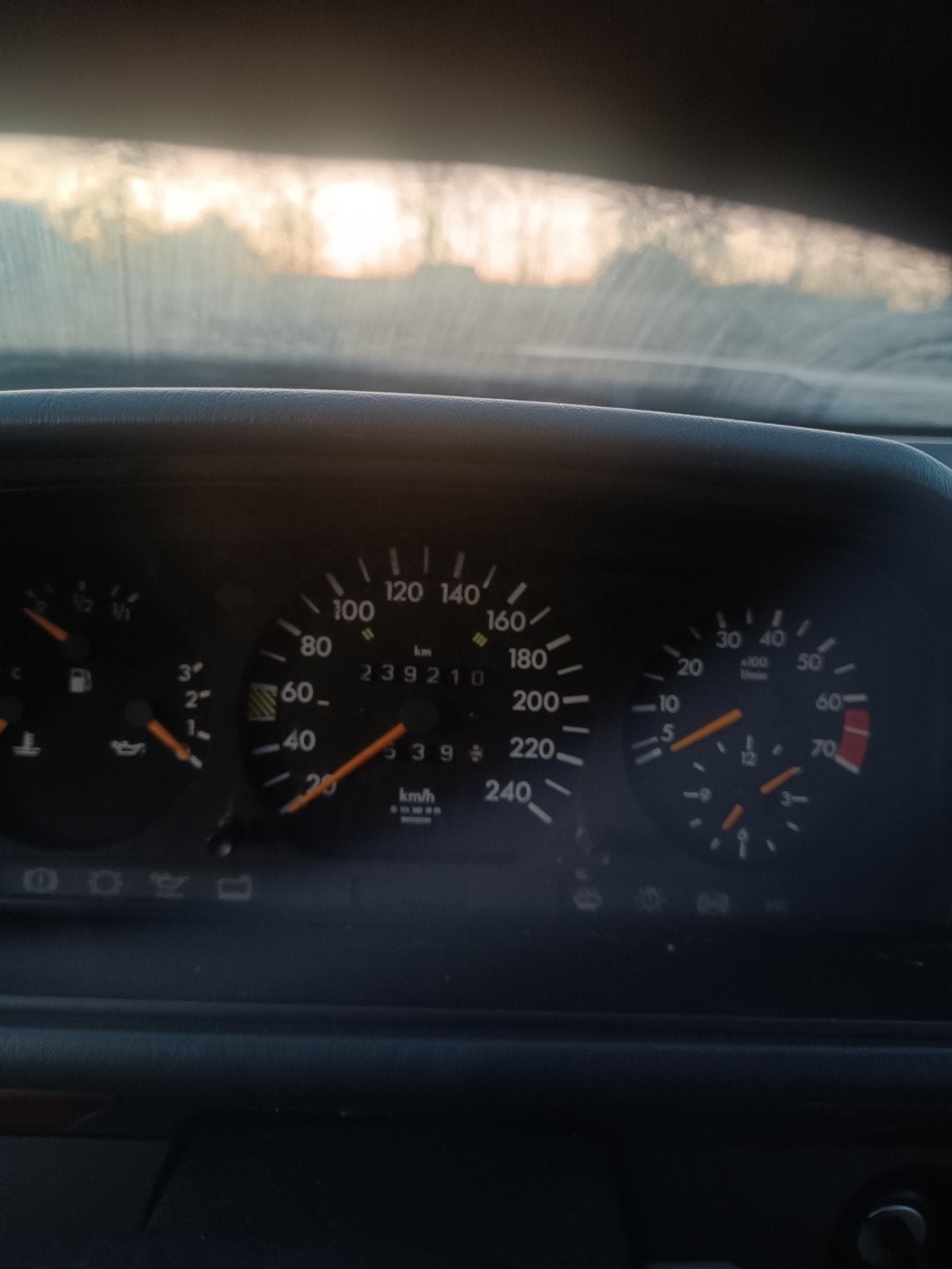 Mercedes 124 E clase, foto 6