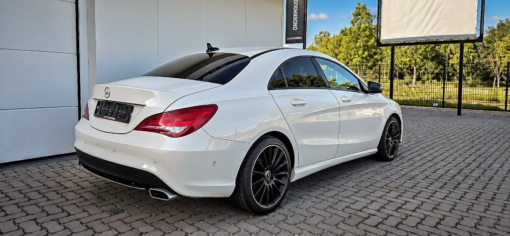 Mercedes CLA 200 Benzine 18inchAMG/Camera/Garantie, Auto's, Voorwielaandrijving, CLA, 4 deurs, Dealer onderhouden
