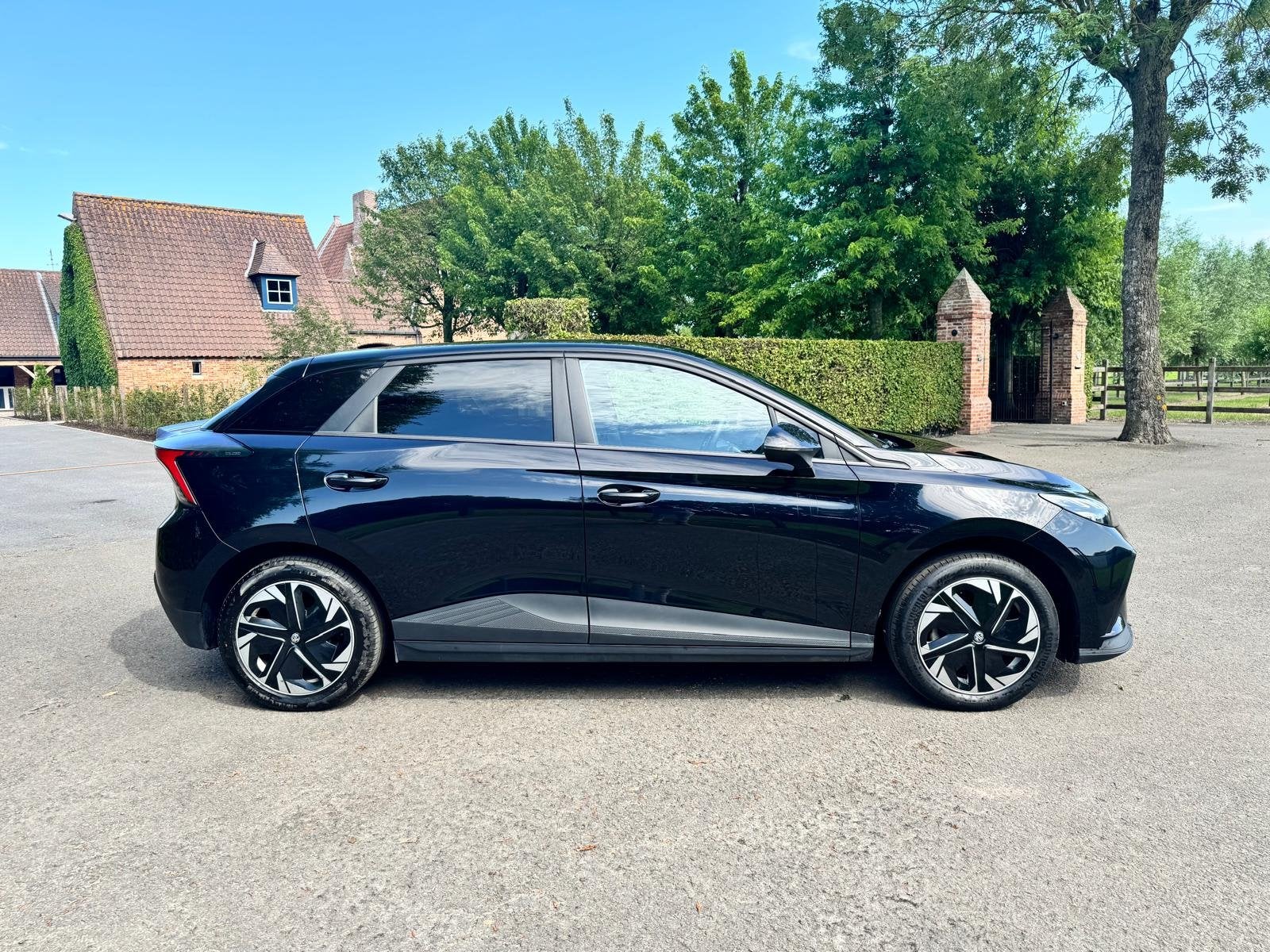 MG MG4 COMFORT 64 KWH (année de construction 2023), Autos, MG, https://public.car-pass.be/vhr/5b48d3c6-e033-4ab5-89ac-c55a4b951a67