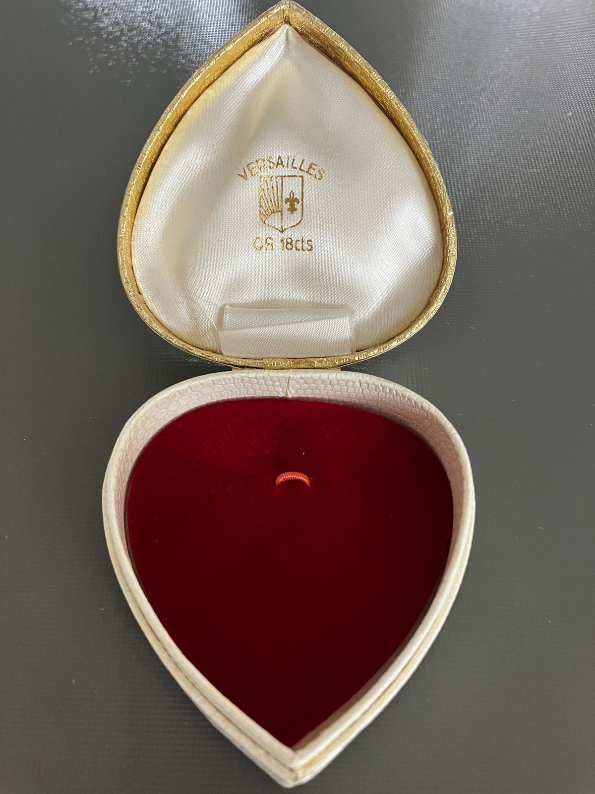 Oud kartonnen juwelendoosje ‘Hartje’ ️., Ophalen of Verzenden