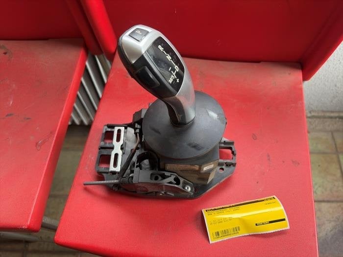 Levier de sélection automatique d'un BMW 5-Serie, -, 3 mois de garantie, Utilisé, -