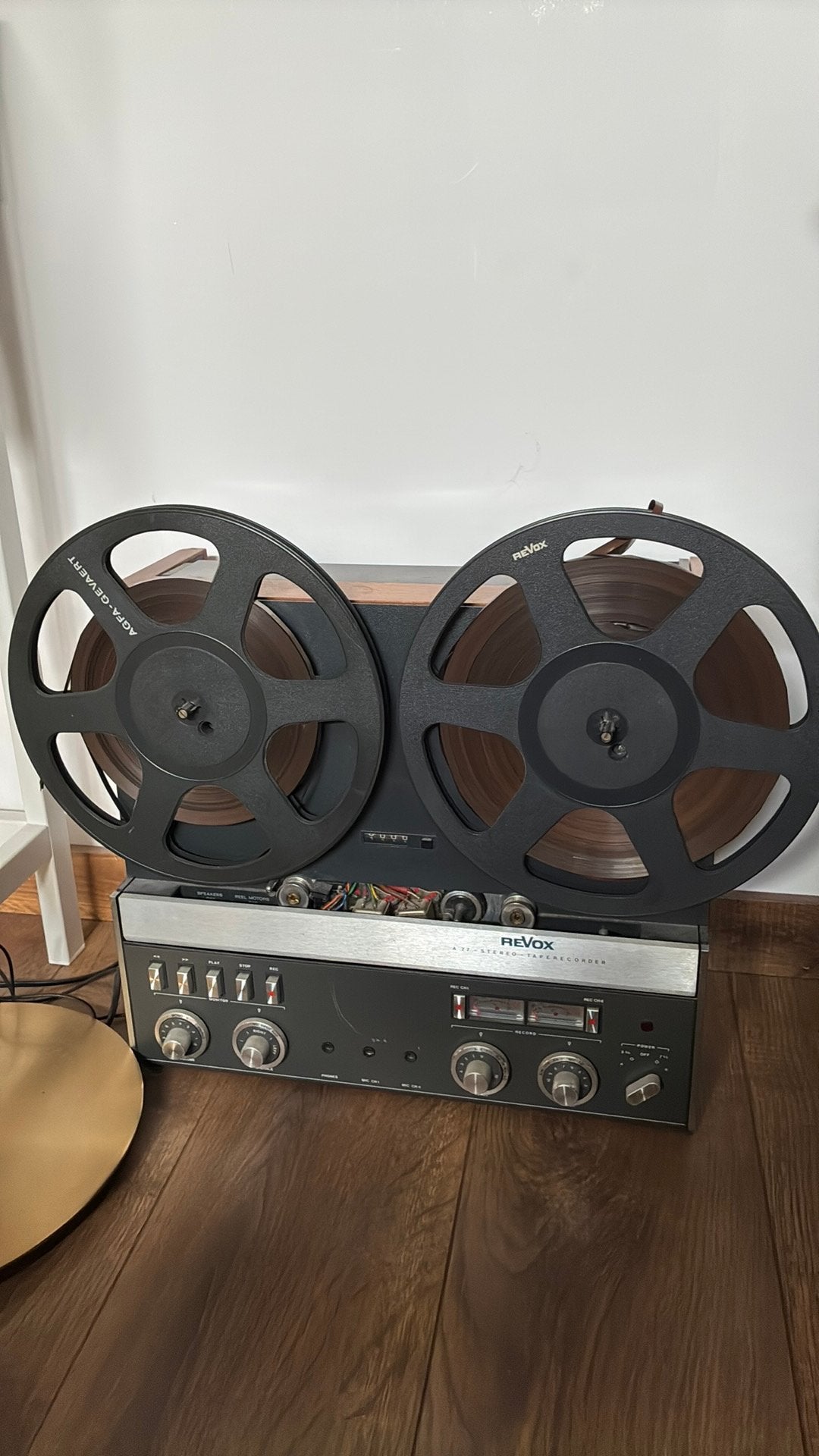Revox A-77 (révision requise), Enlèvement