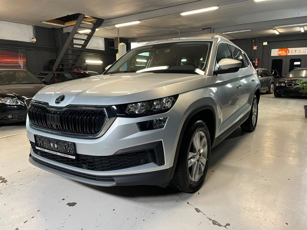 SKODA KODIAQ **7PL** BOITE AUTO** 12 MOIS DE GARANTIE, Argent ou Gris, Achat, Entreprise, 7 places
