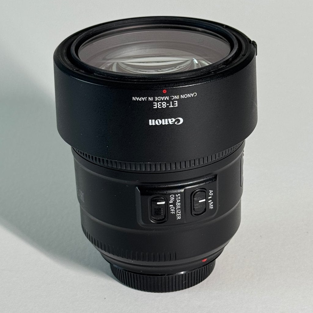 Canon EF 85mm f/1.4L IS USM – Excellent état, 85 mm, Canon, Lentille standard, Utilisé