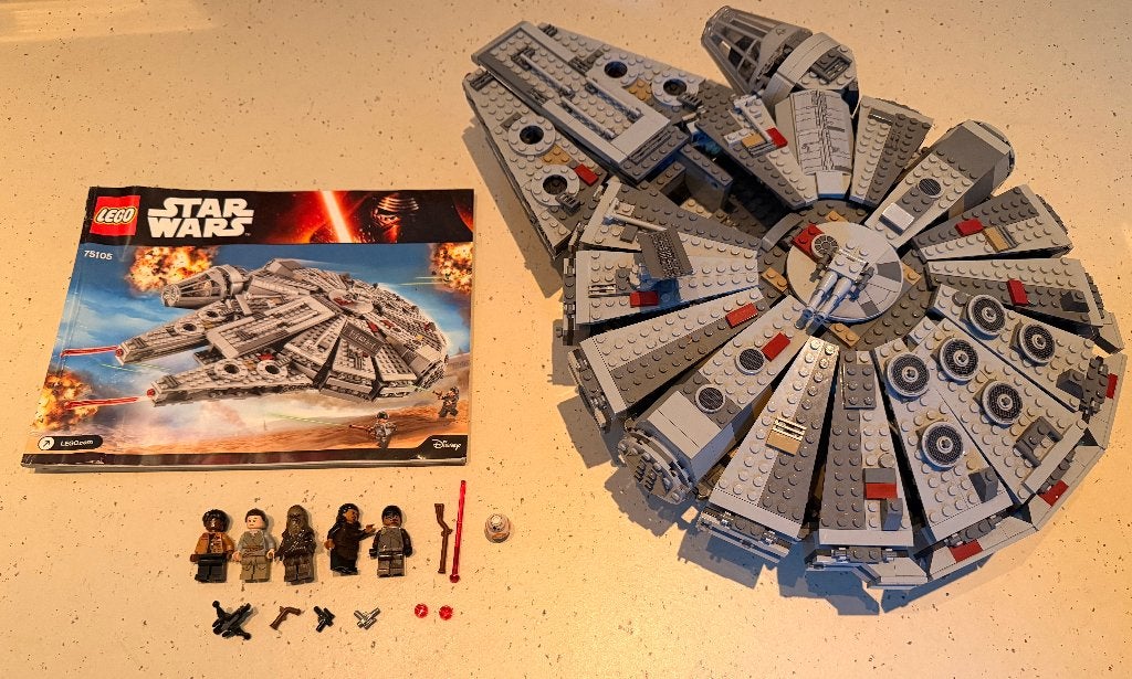 LEGO Star Wars Set - Millennium Falcon (75105), Star Wars, Lego, Inclusief instructies, Ophalen of Verzenden