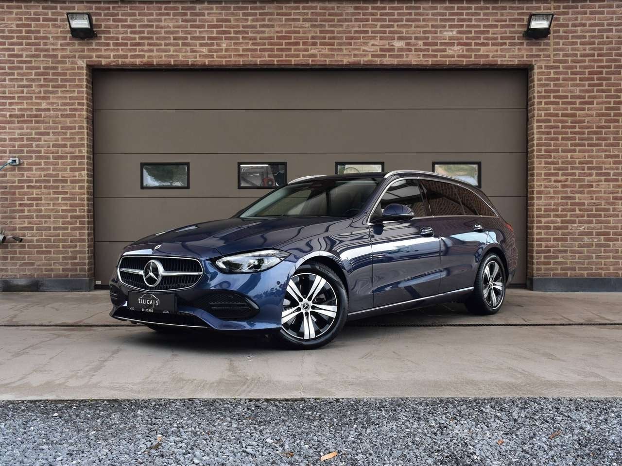Mercedes-Benz C 180 BREAK BUSINESS LINE / CARPLAY / CAMERA, Zwart, 4 cilinders, Bedrijf, 5 deurs