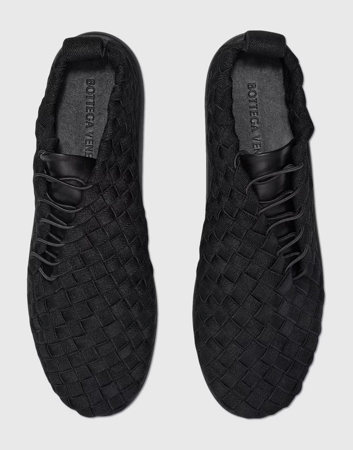 Baskets plates Bottega Veneta taille 44 Uniques et épuisées, Vêtements | Hommes, Chaussures, Neuf, Baskets, Noir, Enlèvement ou Envoi