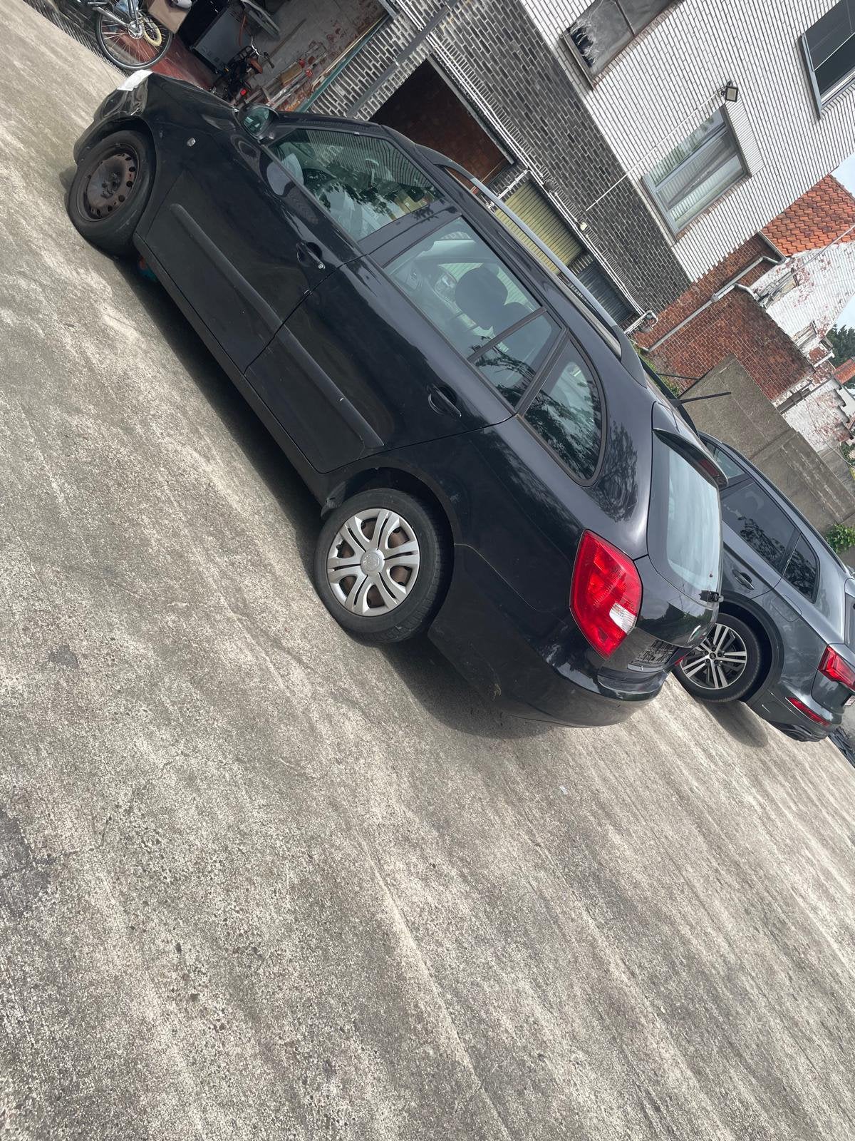Skoda Fabia Combi 1.2 TDI Euro 5, Auto's, Skoda, Voorwielaandrijving, Euro 5, Stof, Zwart