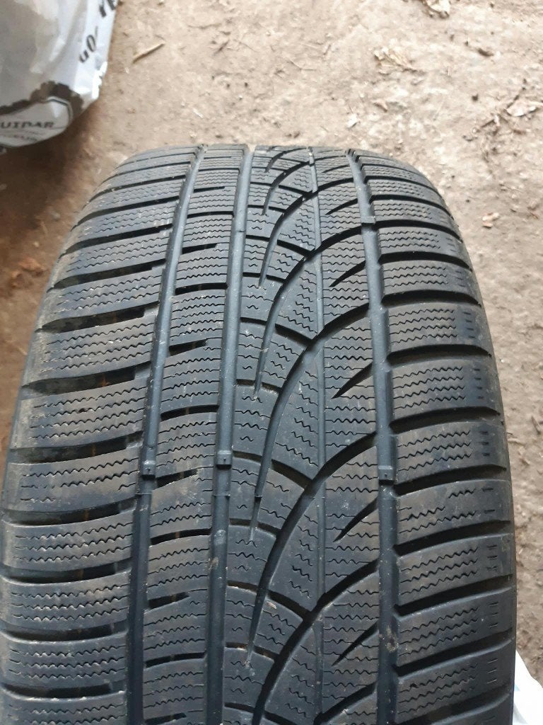 Hankook winterbanden 245/50 18, Auto-onderdelen, Ophalen, 18 inch, Winterbanden, Band(en)