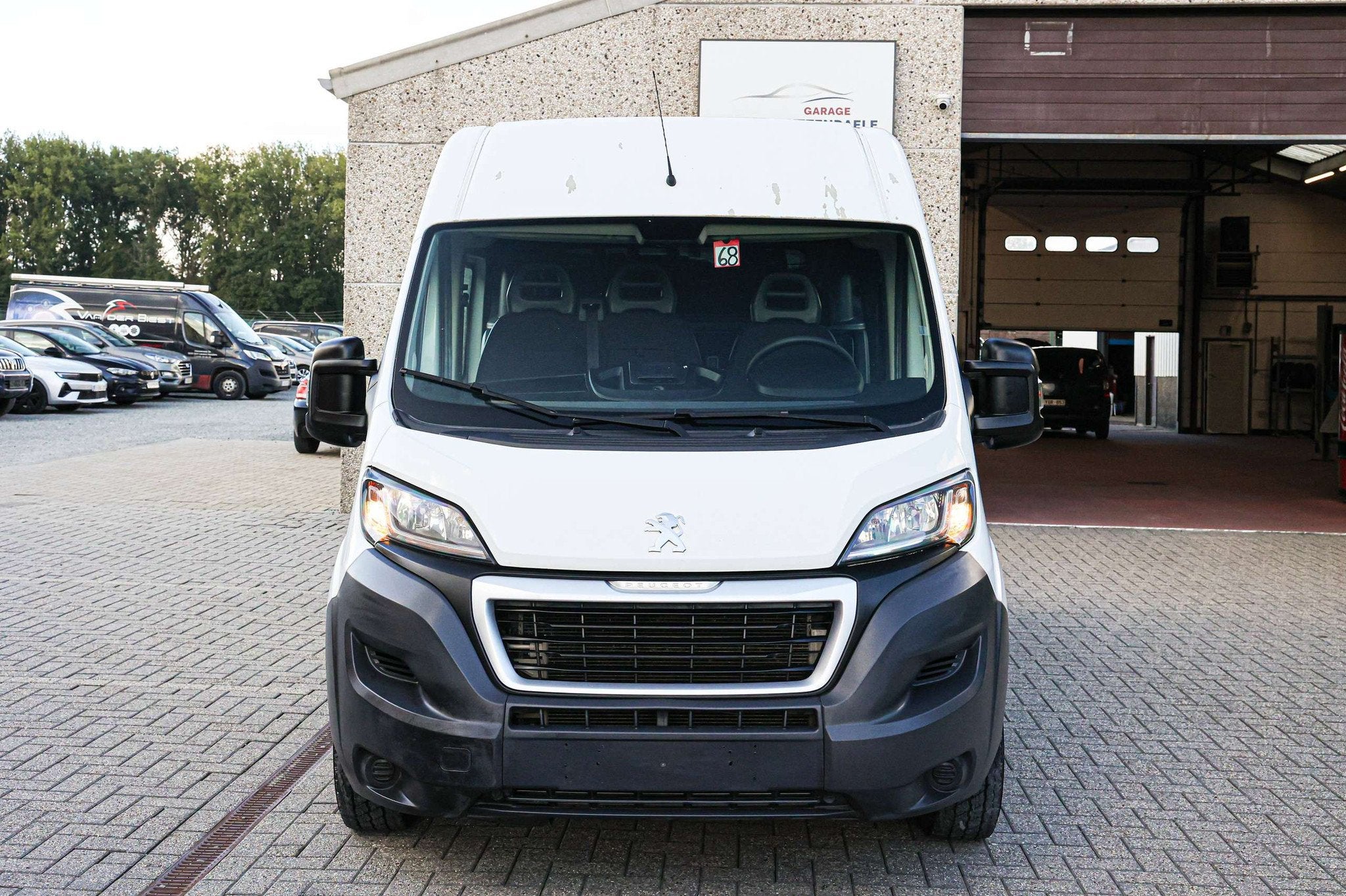 Peugeot Boxer 7-ZITPLAATSEN-LICHTE-VRACHT*L2/H2*BTW-WAGEN*TR, Auto's, Voorwielaandrijving, Euro 5, Gebruikt, Zwart