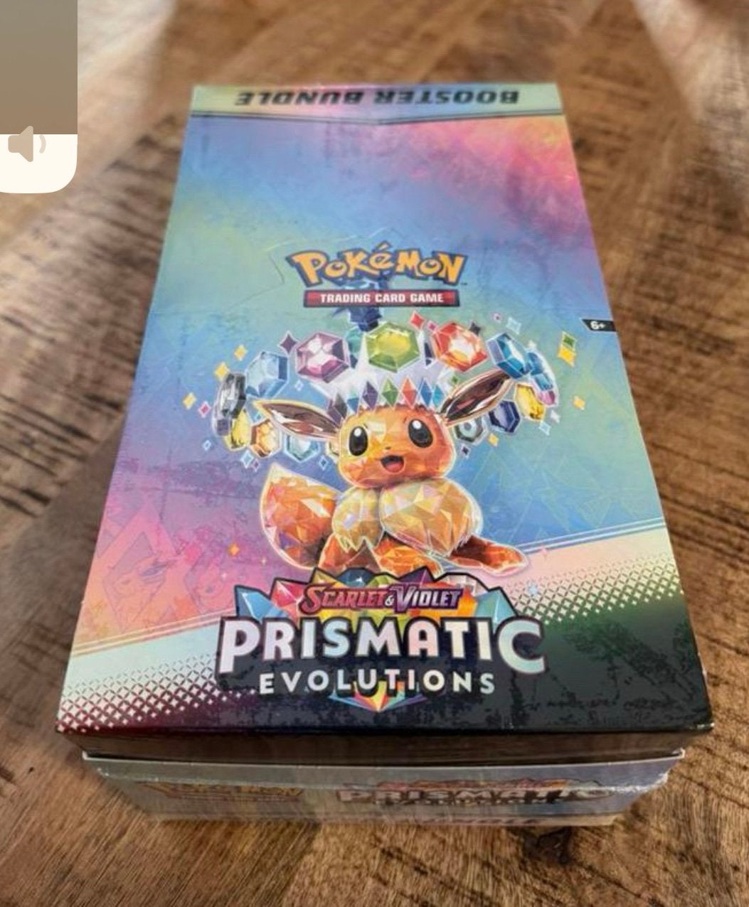 Pokemon prismatic box, Ophalen of Verzenden, Nieuw, Booster