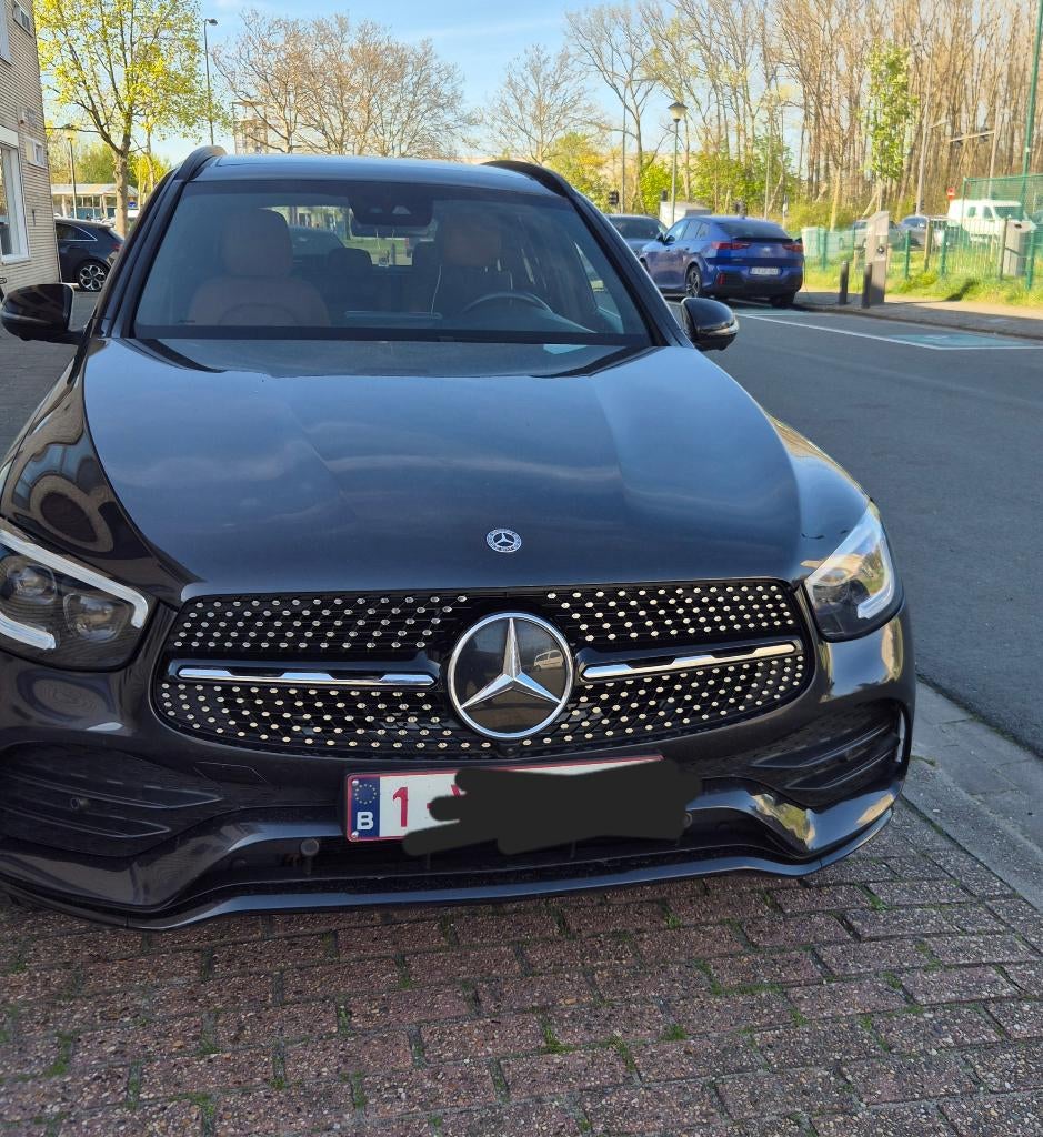 Mercedes GLC 200 AMG line, Zwart, 5 deurs, Particulier, SUV of Terreinwagen
