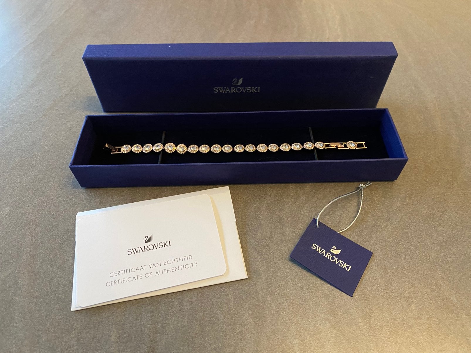 Bracelet Swarovski Una Angelic, Enlèvement, Neuf, Bijou ou Montre