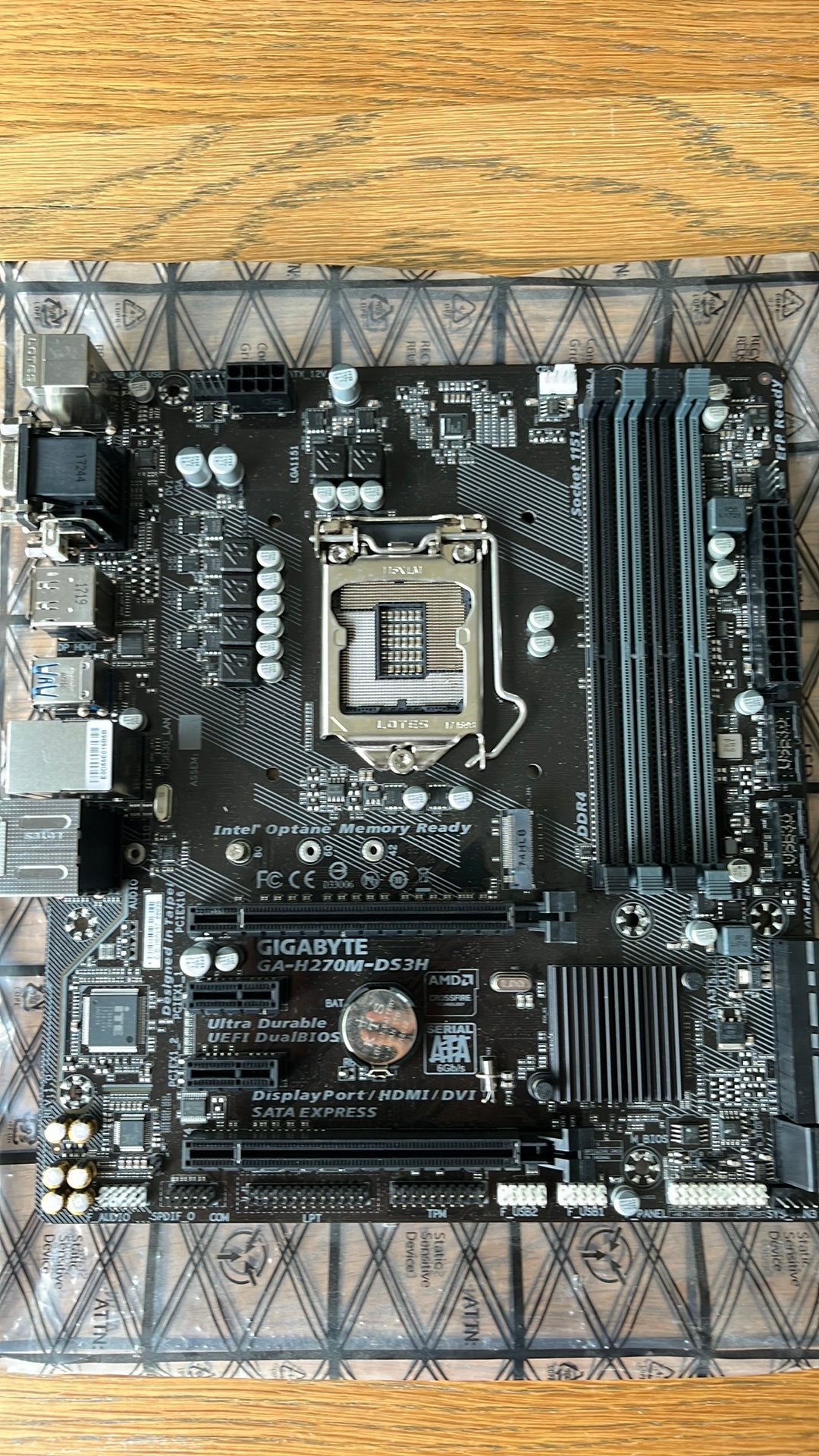 Gigabyte GA-H270M-DS3H, Enlèvement ou Envoi, Comme neuf