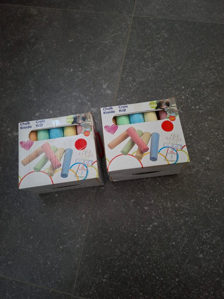 2 dozen stoepkrijt, Ophalen of Verzenden, Nieuw