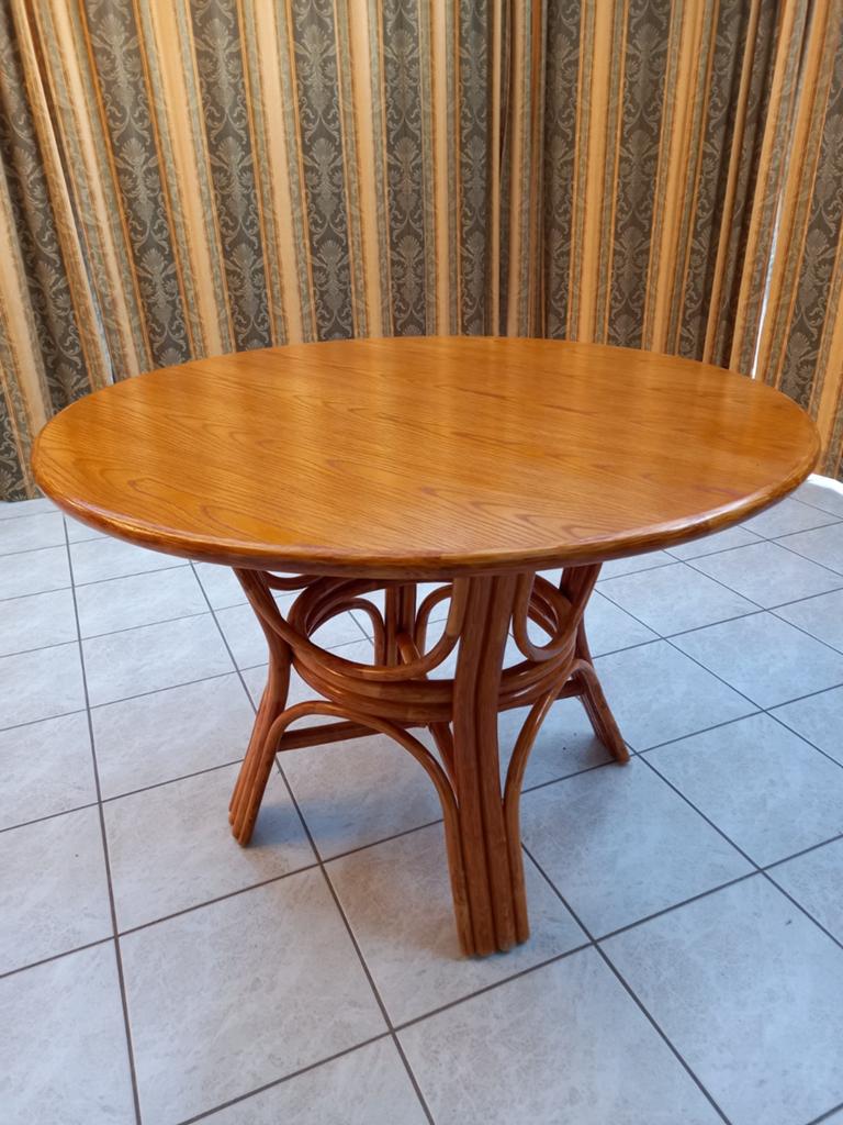 Rotan tafel, Ophalen