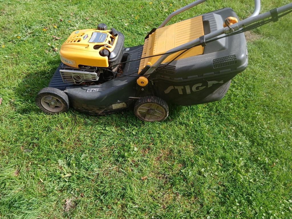 Grasmaaier Stiga, Tuin en Terras, Grasmaaiers, Ophalen