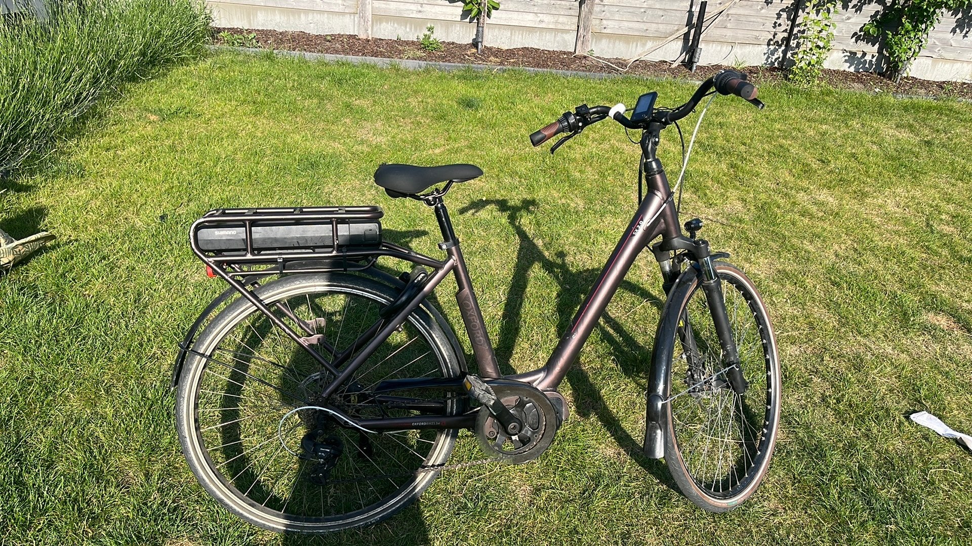 Elektrische vrouwenfiets oxford, Fietsen en Brommers, Elektrische fietsen, Ophalen, Gebruikt, 30 tot 50 km per accu