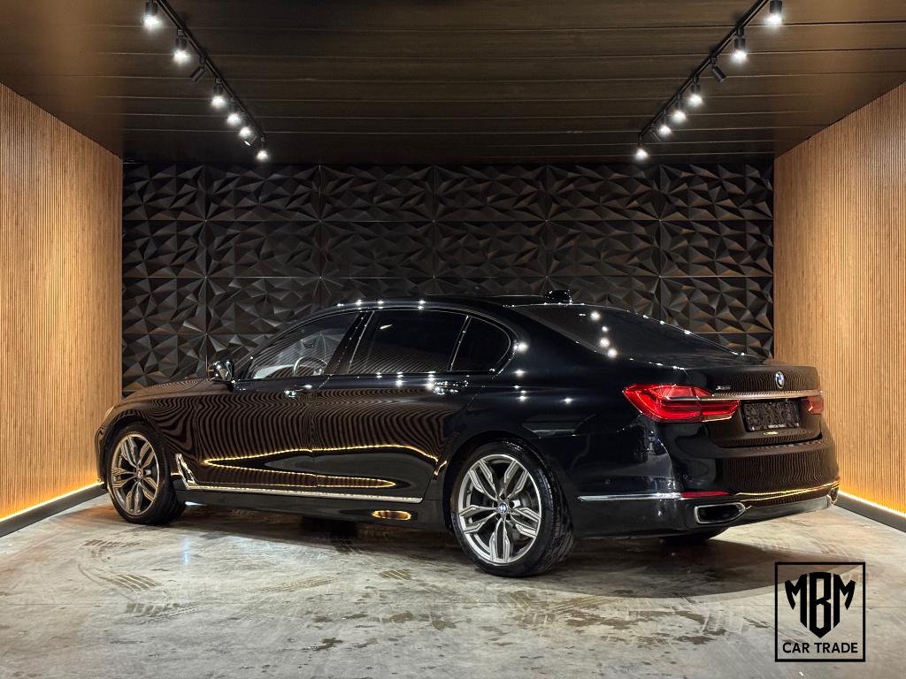 Bmw 750 Long dXASL GARANTIE Individual Pano Skylounge *FULL*, Autos, BMW, Entreprise, Entretenue par le concessionnaire, Automatique