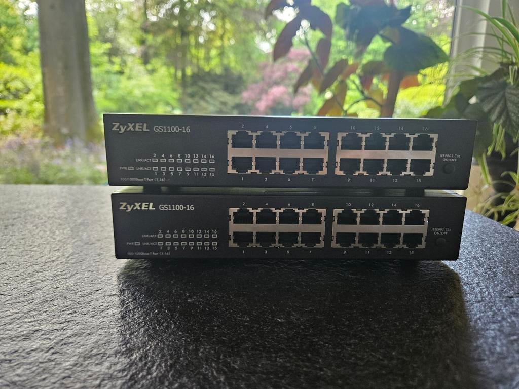 ZyXEL GS1100-16, Informatique & Logiciels, Commutateurs réseau, Enlèvement ou Envoi, Comme neuf