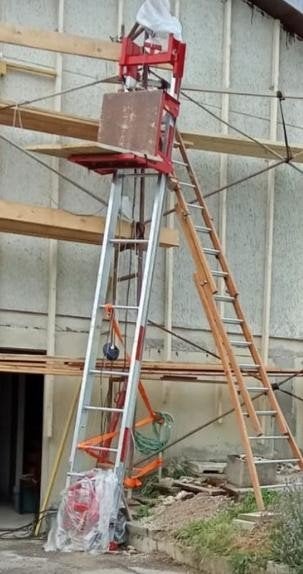 Monte charge altrad Montvit 14m complet 150kg, Enlèvement