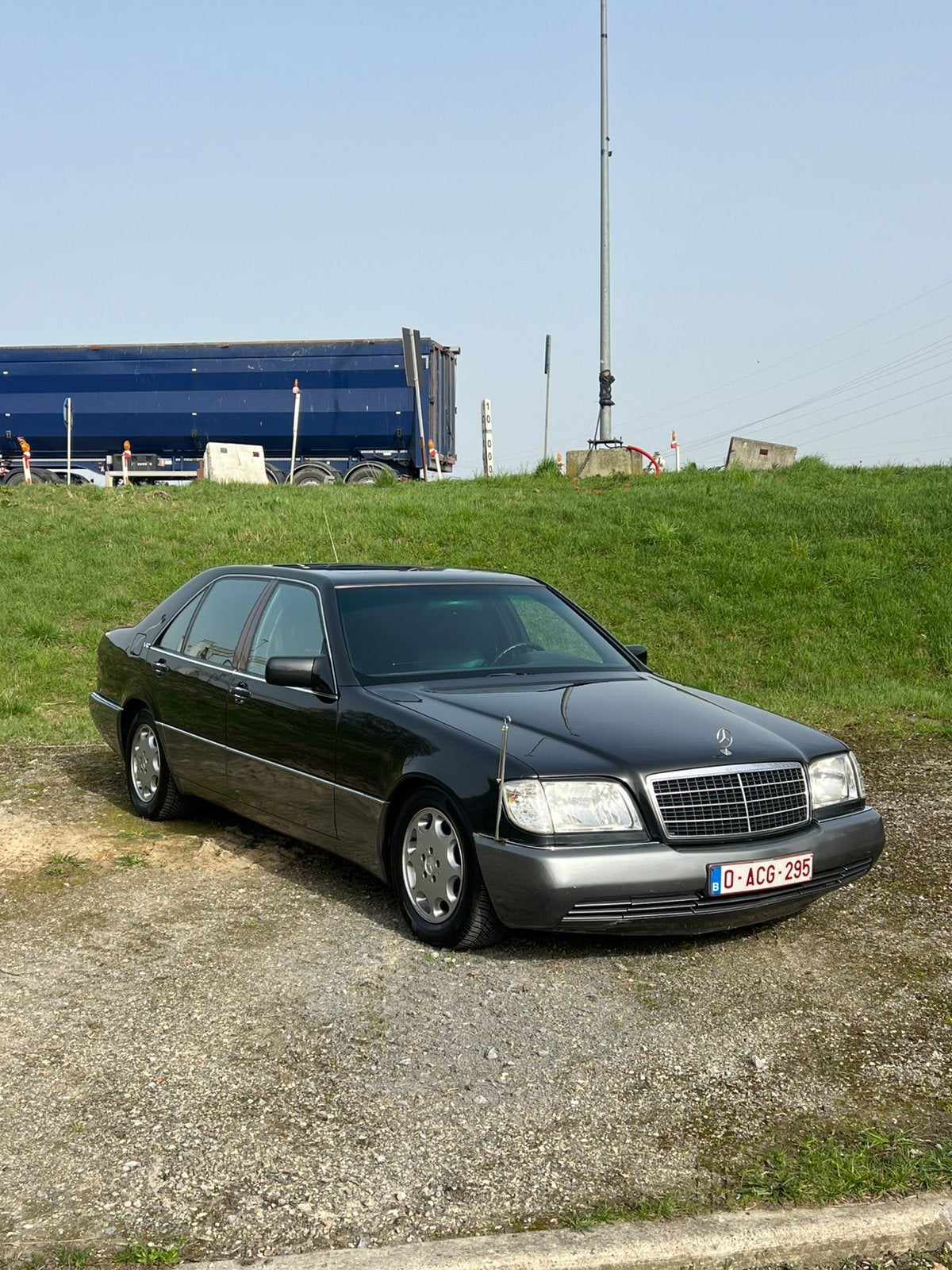 Mercedes Benz s320 300sel lpg oldtimer airco toit ouvrant, Autos, Achat, Particulier, LPG, Classe S