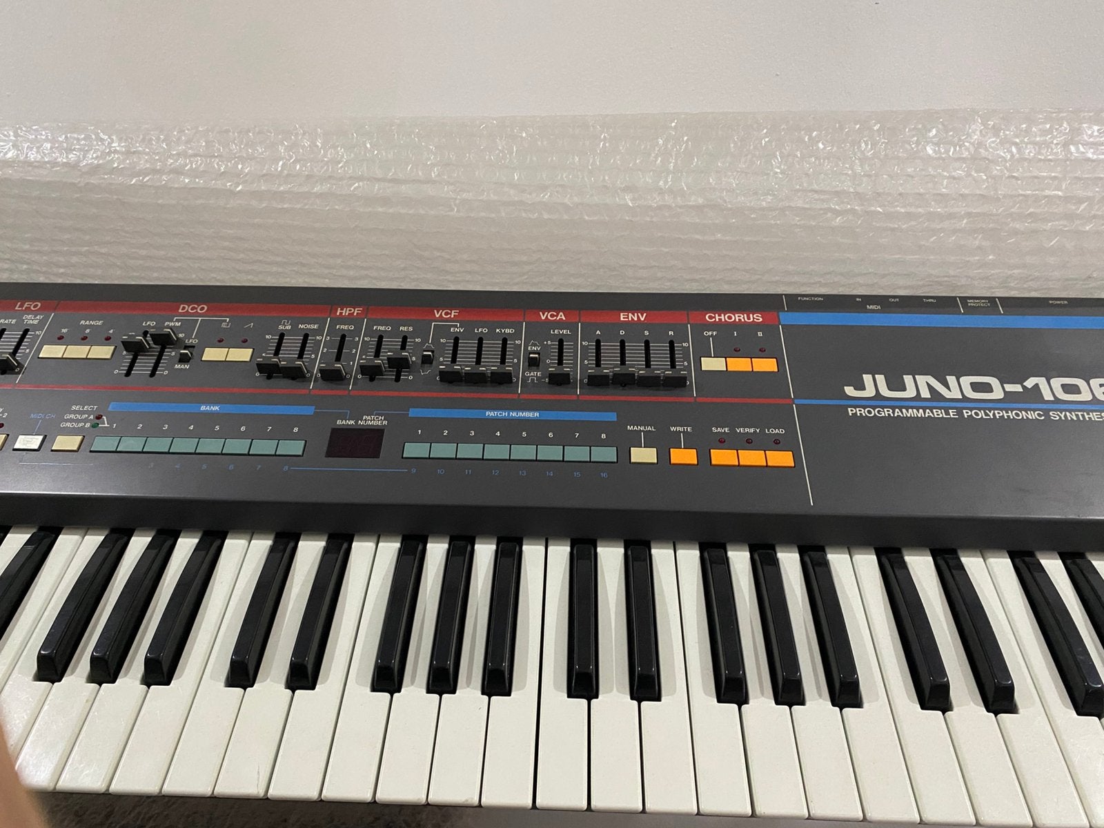 Juno 106, Muziek en Instrumenten, Keyboards, Ophalen of Verzenden, Zo goed als nieuw