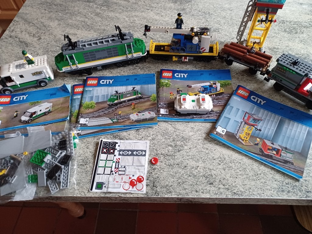 lego trein  60198, Kinderen en Baby's, Ophalen of Verzenden, Zo goed als nieuw, Lego