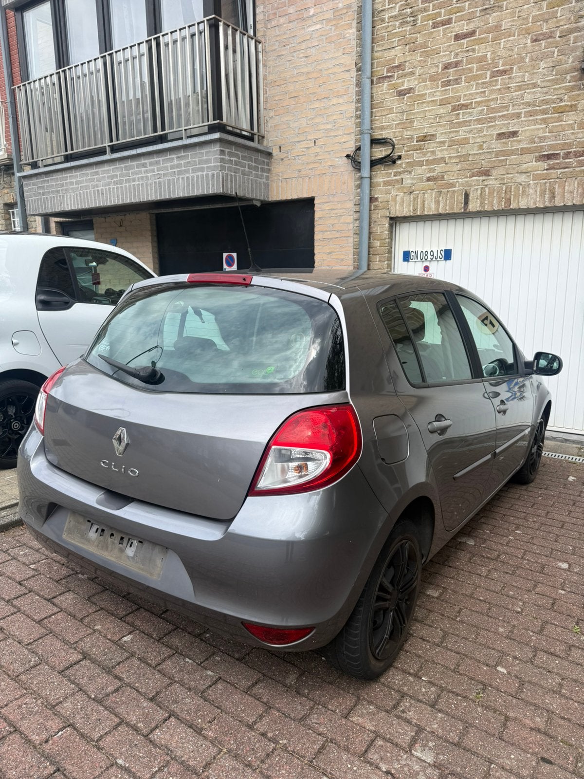 Clio 3 essence 1.2 16v, Autos, Achat, 5 portes, Automatique, Particulier