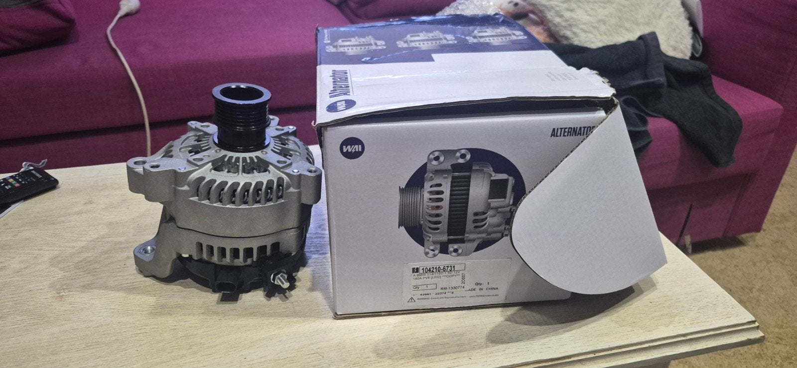 alternateur marque WAI pour bmw f20 lci  114/116d b37d, Enlèvement